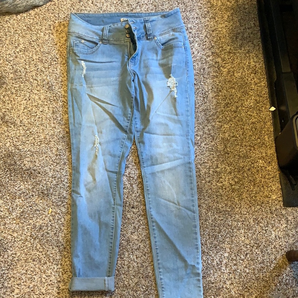 light blue skinny jeans